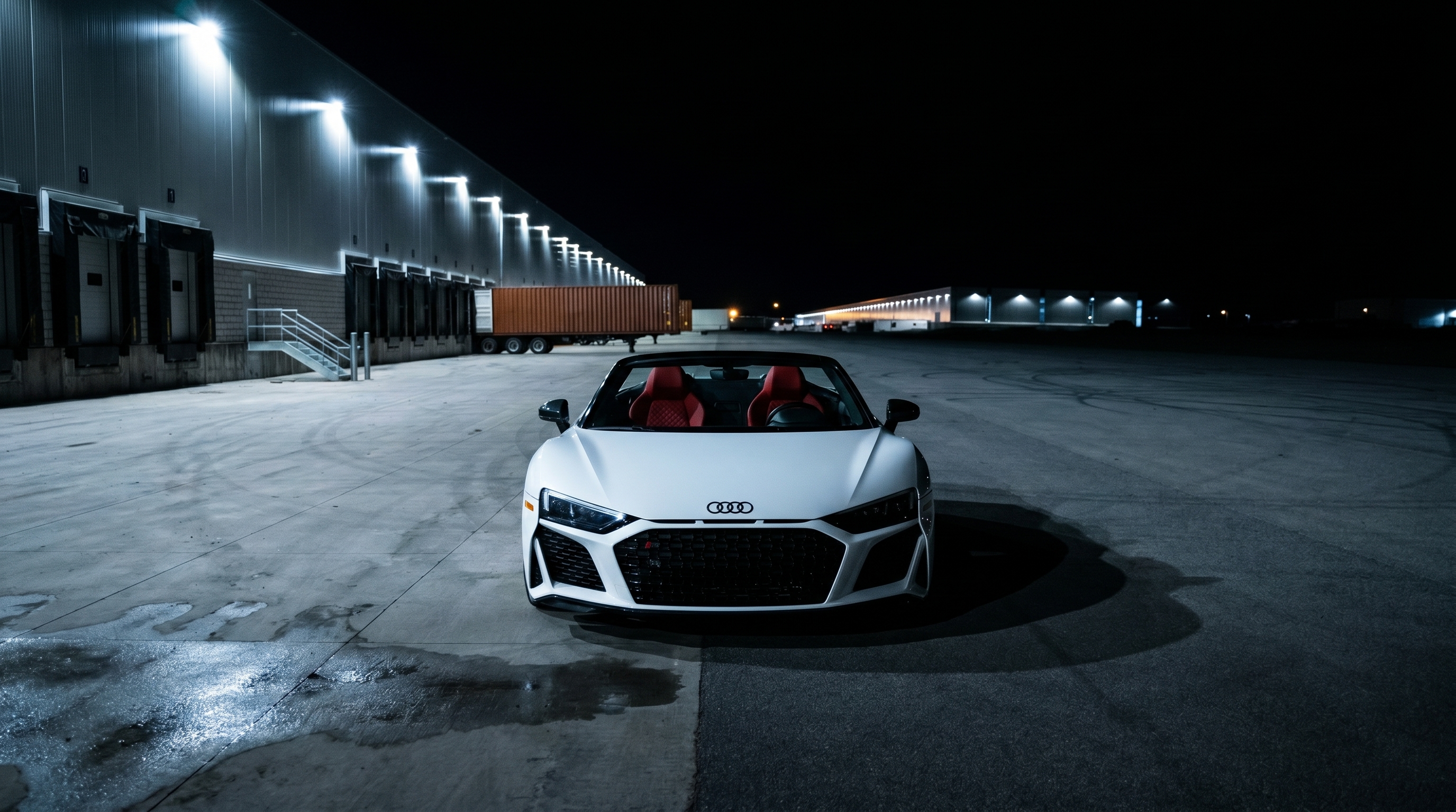 Audi R8 photo 2