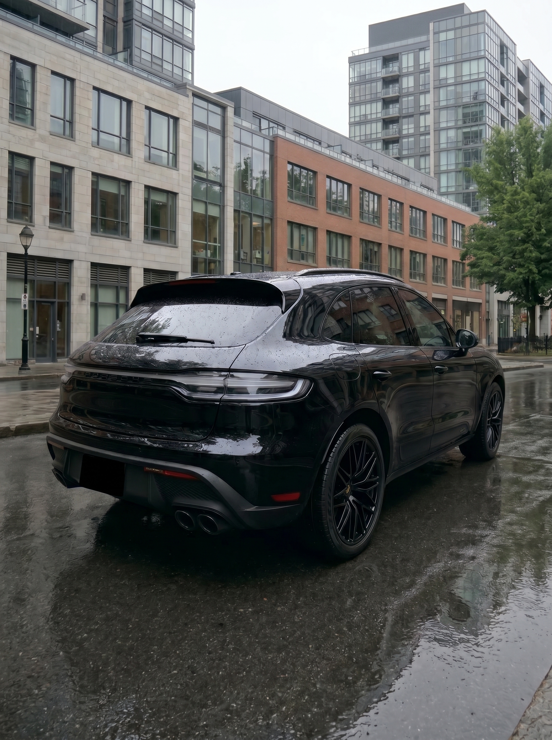 Porsche Macan GTS photo 2