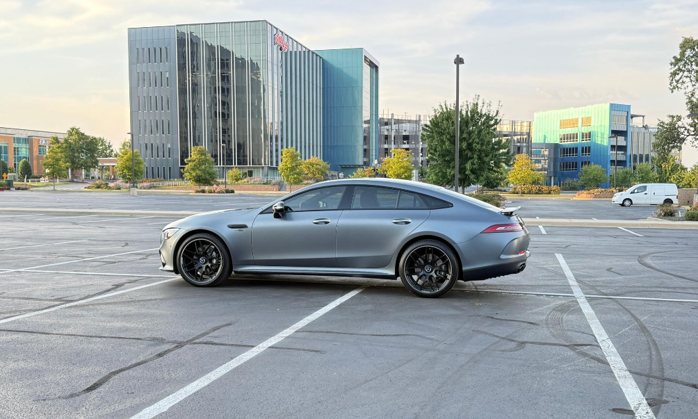 Mercedes GT53 AMG