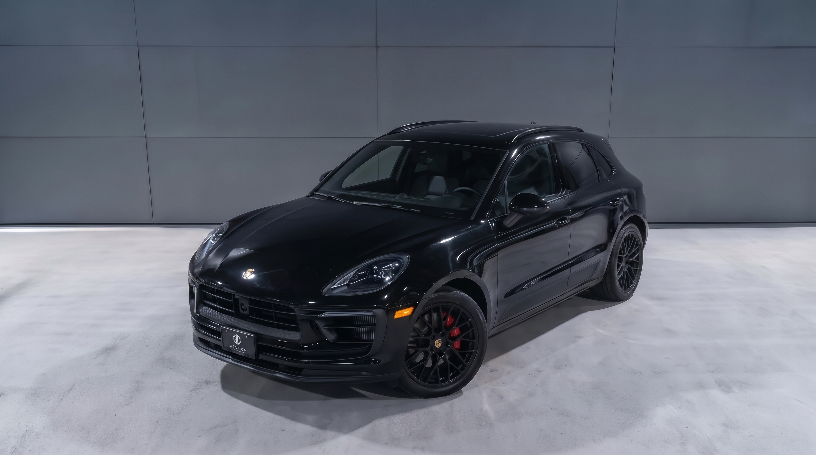 Porsche Macan GTS photo 2