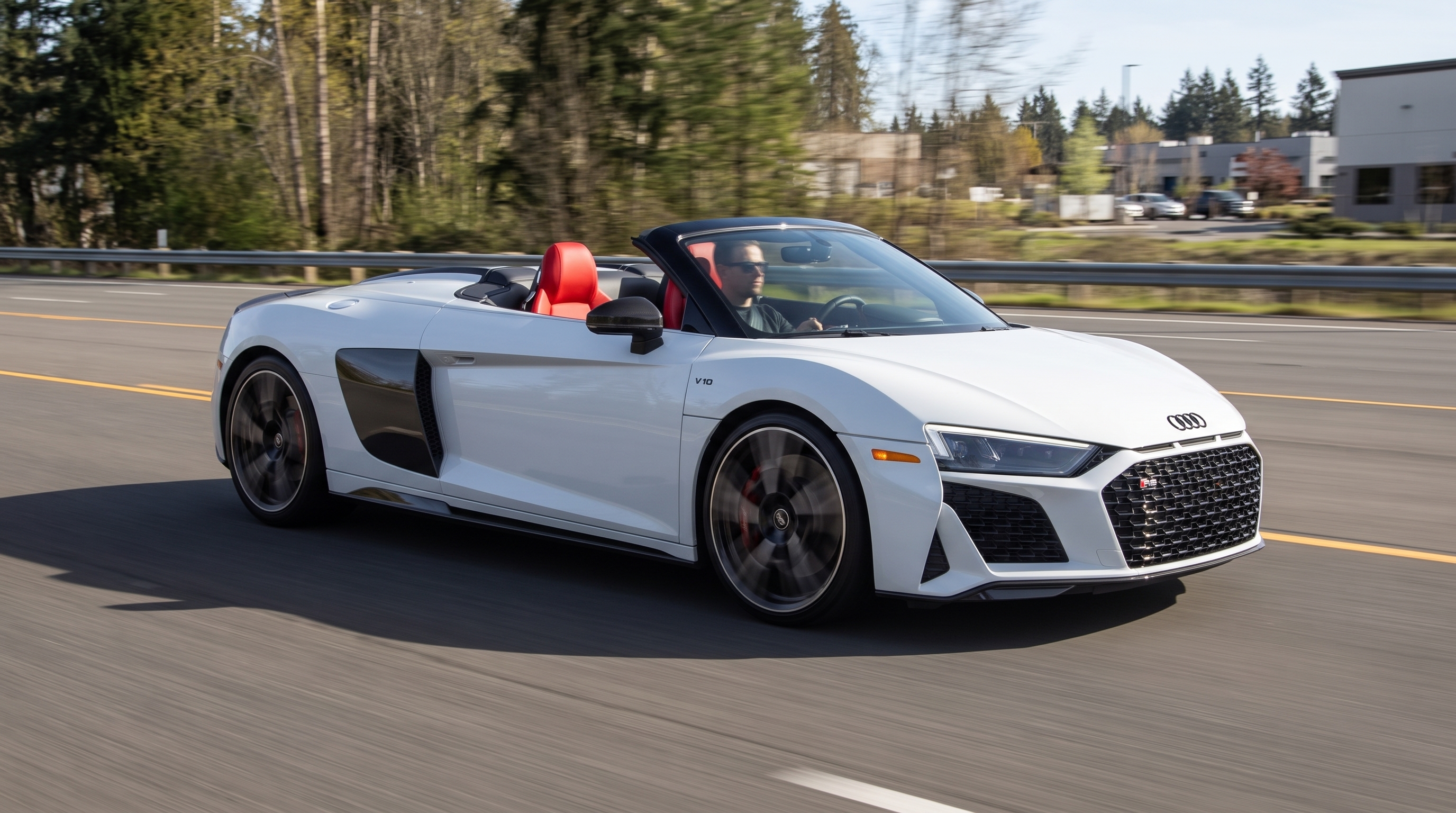 Audi R8 photo 4