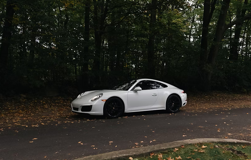 Porsche 911 Carrera 4